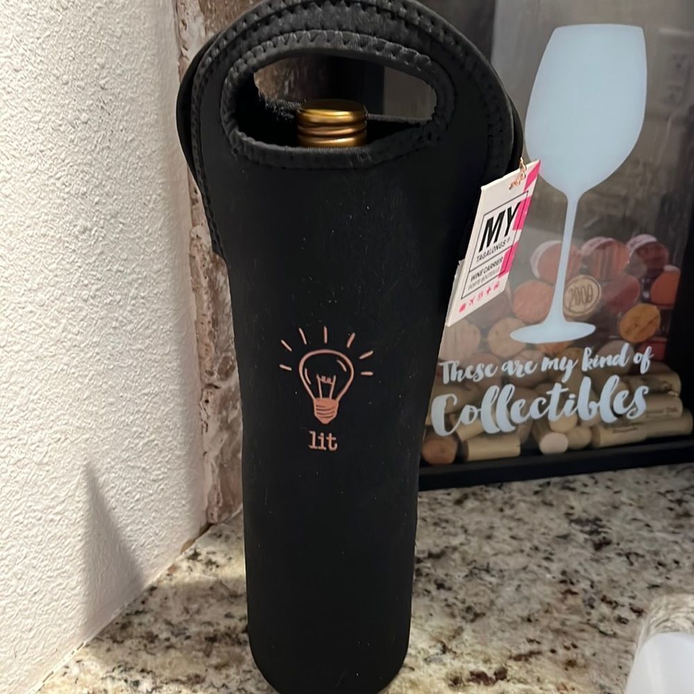 Nwt Single Wine Bottle Tote